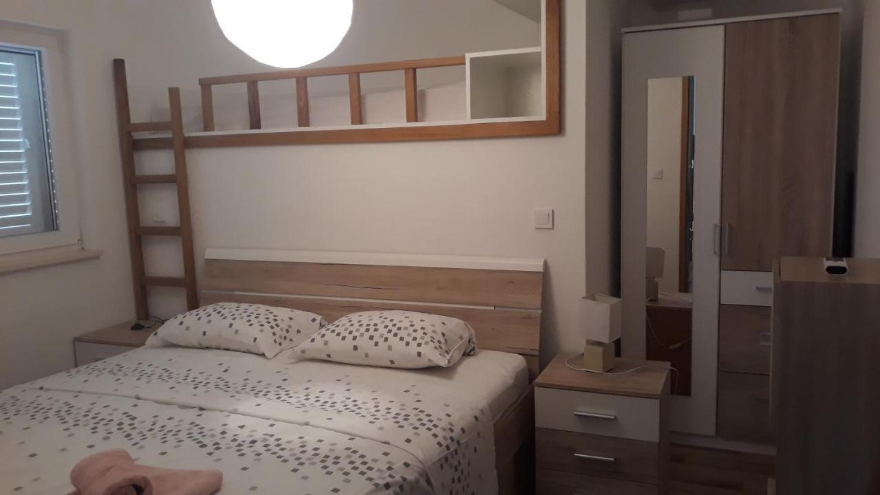 Apartments Juliet Orebić Eksteriør billede